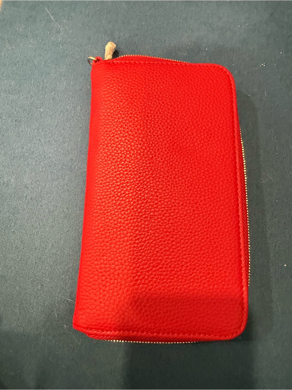 thirty-one Red Pebbled Zip Wallet with Gold Hardware